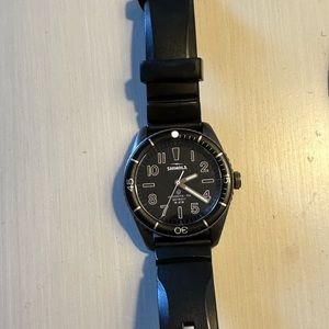 Preowned Shinola Duck Watch - black / black